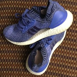 Adidas ultraboost women’s size 7.5 👟
